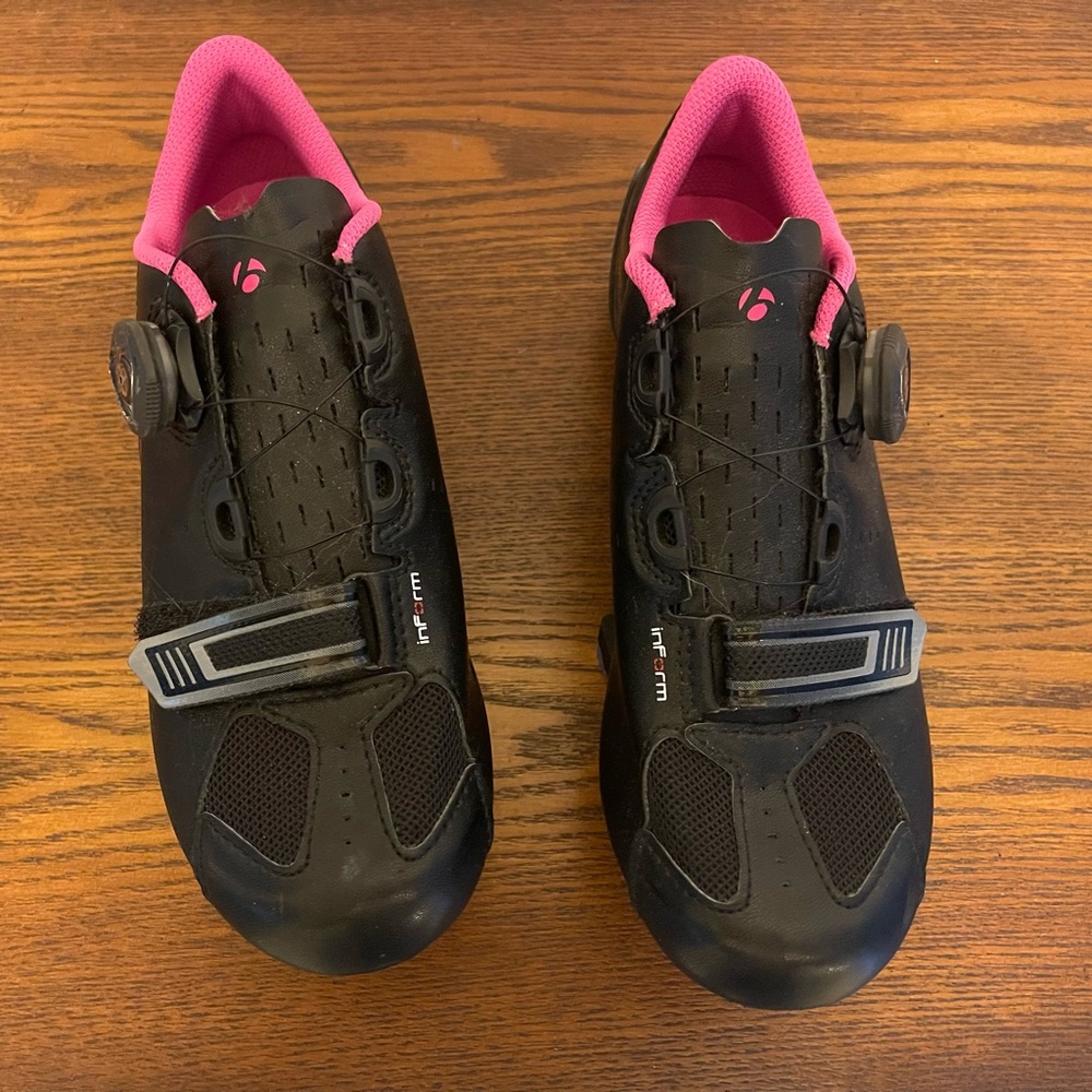 Bontrager Women's Black and Pink Cycling Shoes